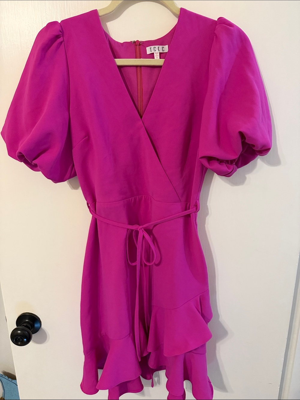 TCEC Small Magenta Puff Sleeve Ruffle Wrap Dress